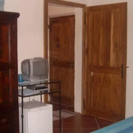 فندق مبيت وإفطار Agriturismo Spridda أرتْساكينا